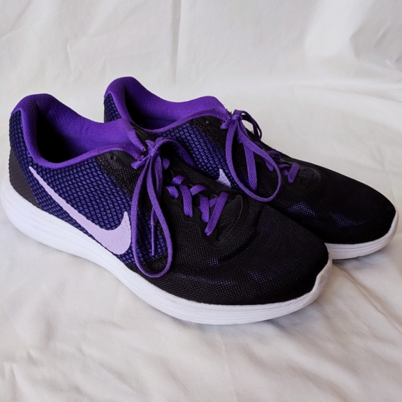 nike revolution 3 purple